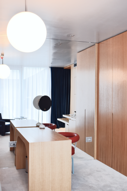 12. MET Boutique Hotel, hotelska soba, furnirane obloge, izvor: D2D INTERIJERI