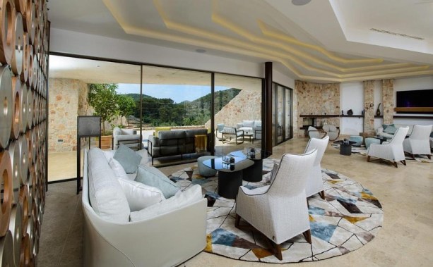 Villa Nai 3.3, izvor: Morović Marking, lobby, pogled na maslinik