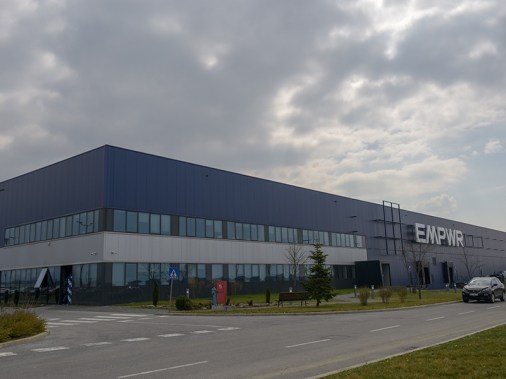 EMPWR- opremanje poslovnih interijera 