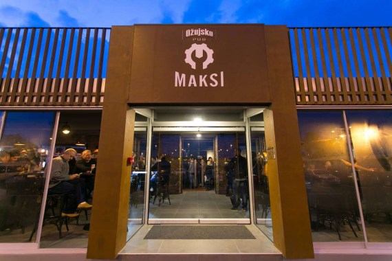 ozujsko-pub-maksi-caffe-restoran-pivo-zuja-jelovnik-zagreb-party-680